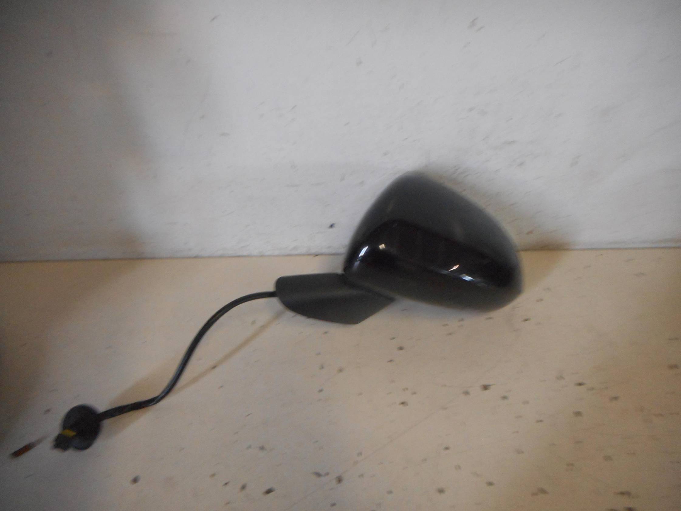 Retrovisore est. regolaz. elettr. sx.